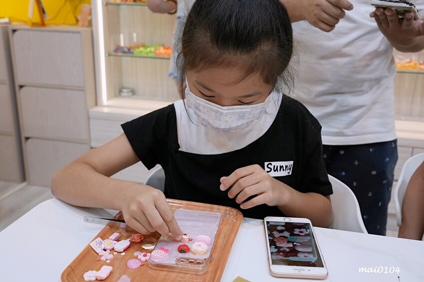 FUN空手作~全桃園唯一手作奶油膠手機殻,為手機打造獨一無二的家,另有Airpods耳機殼、造型磁鐵可以DIY