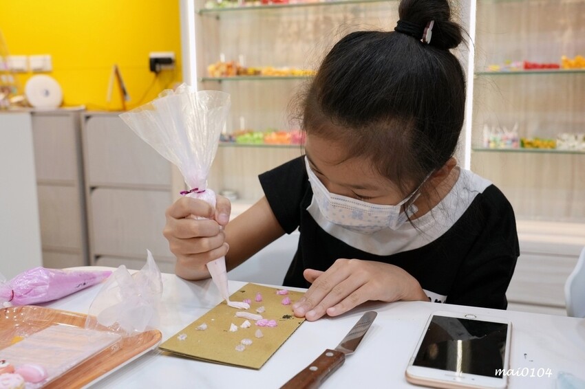 FUN空手作~全桃園唯一手作奶油膠手機殻,為手機打造獨一無二的家,另有Airpods耳機殼、造型磁鐵可以DIY