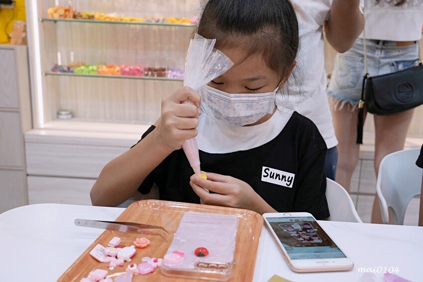 FUN空手作~全桃園唯一手作奶油膠手機殻,為手機打造獨一無二的家,另有Airpods耳機殼、造型磁鐵可以DIY