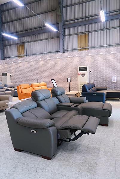 【居家】零重力舒適享受/台中傢俱推薦/CP值超高電動沙發-舒