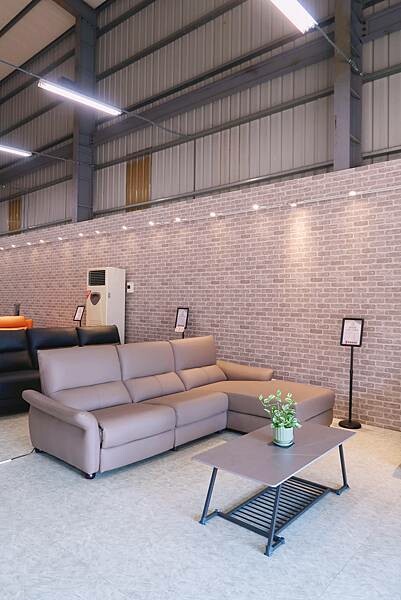 【居家】零重力舒適享受/台中傢俱推薦/CP值超高電動沙發-舒