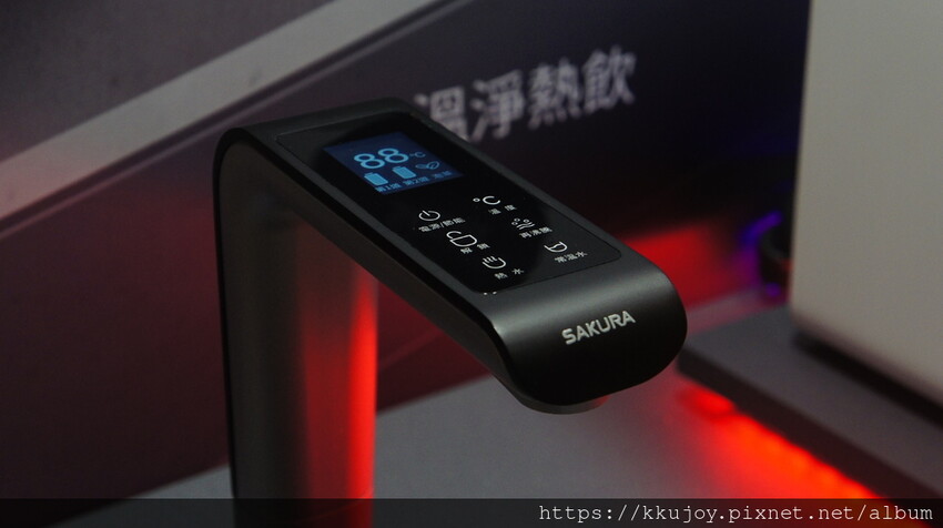 SAKURA櫻花廚具|業界唯一自動升降、不須拆廚櫃即可直接升 SAKURA櫻花廚具|業界唯一自動升降、不須拆廚櫃即可直接升