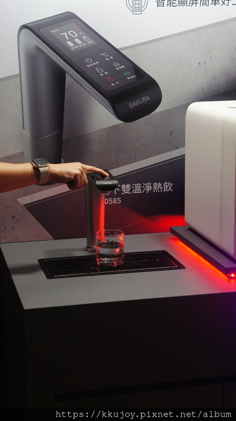 SAKURA櫻花廚具|業界唯一自動升降、不須拆廚櫃即可直接升 SAKURA櫻花廚具|業界唯一自動升降、不須拆廚櫃即可直接升