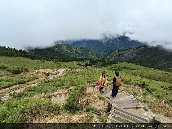 南投景點／樓梯無窮盡、陡上陡下合歡東峰