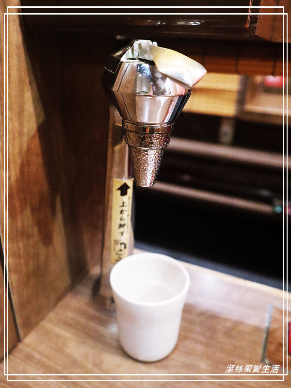 一蘭拉麵-橫濱櫻木町店/到日本吃當地的看看~美味豚骨拉麵