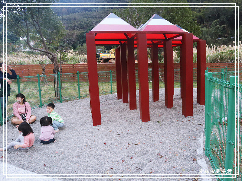 泰雅原住民文化產業園區-苗栗泰安/泡腳池x煮溫泉蛋x遊樂設施.免費親子景點