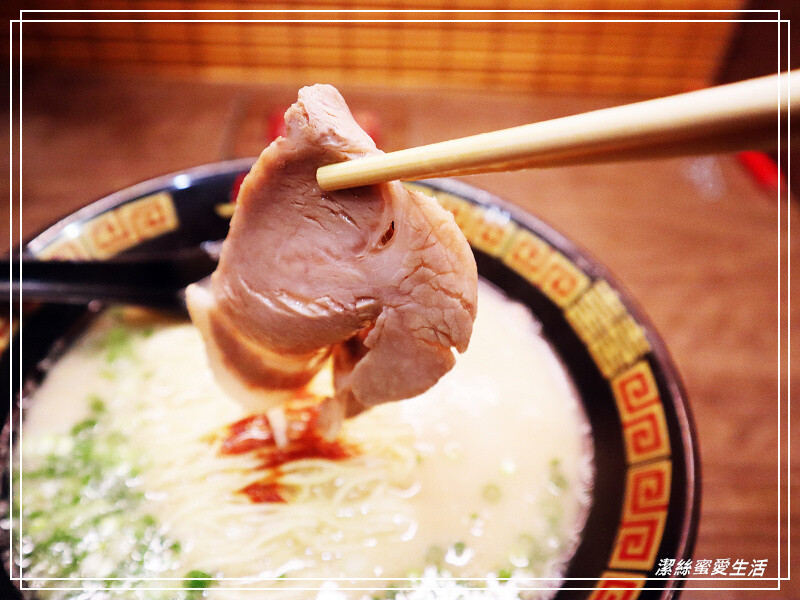 一蘭拉麵-橫濱櫻木町店/到日本吃當地的看看~美味豚骨拉麵