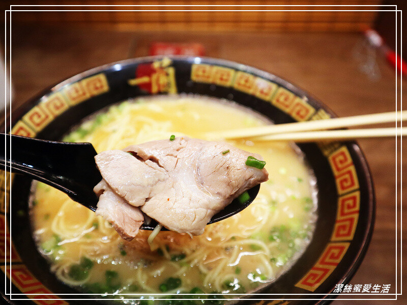 一蘭拉麵-橫濱櫻木町店/到日本吃當地的看看~美味豚骨拉麵