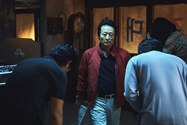 8-禍亂：地下秩序》_新聞稿照_07_本作描述想逃離地獄的黑幫成員與少年的故事