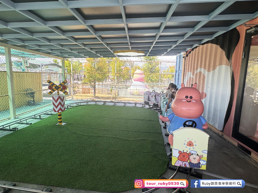 【宜蘭羅東親子景點】星夢森林劇場-會握手的水豚君，近距離與可