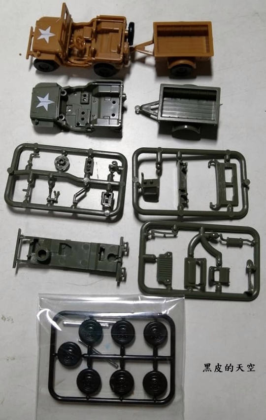 【靜態模型】二戰美制M35二噸半軍卡威利吉普車M12自走砲1/72軍事模型