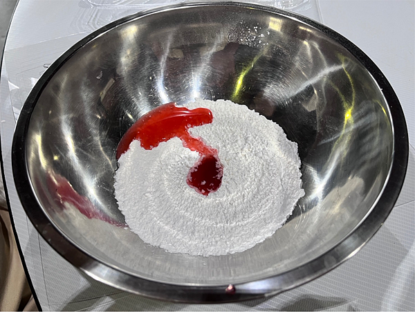 【宜蘭景點】免門票奇麗灣珍奶文化館|DIY草莓珍珠|燈泡珍奶