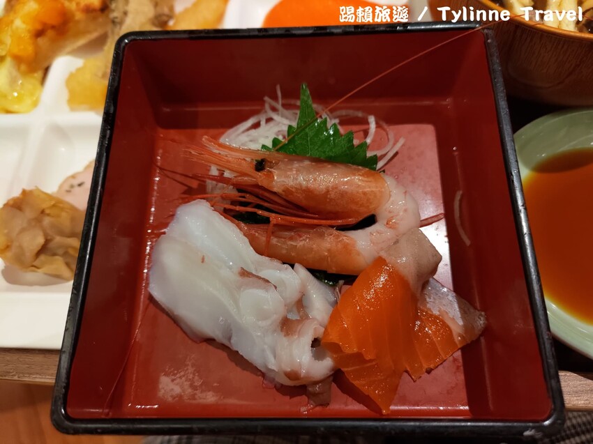 【北海道住宿】洞爺湖萬世閣酒店，湖景第一排飯店 | 一泊二食自助吧 | 日本老字號溫泉飯店 | 北海道住宿推薦