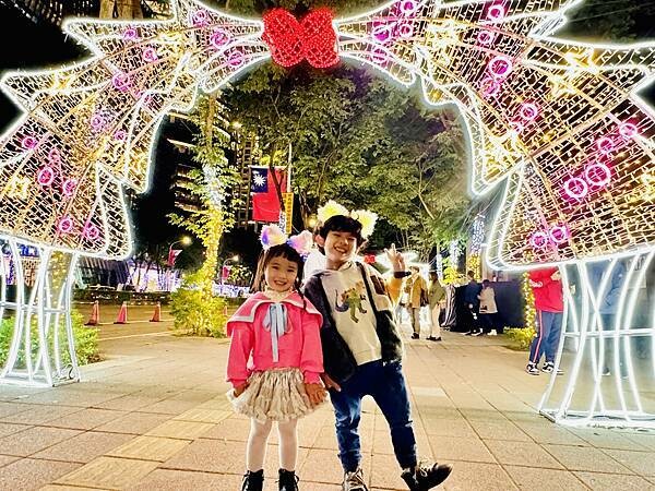 ★新北●板橋＊2023新北歡樂耶誕城，超可愛桑塔熊與夢幻甜點