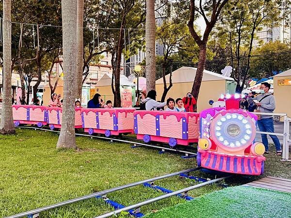 ★新北●板橋＊2023新北歡樂耶誕城，超可愛桑塔熊與夢幻甜點