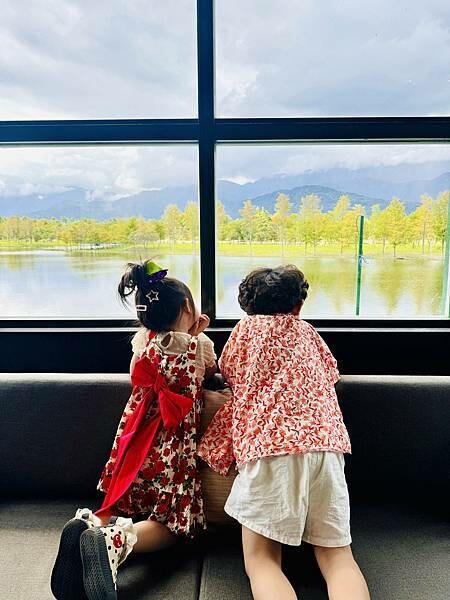 ★花蓮●壽豐*星巴克理想門市,一秒到歐洲,最新秘境絕美的童話