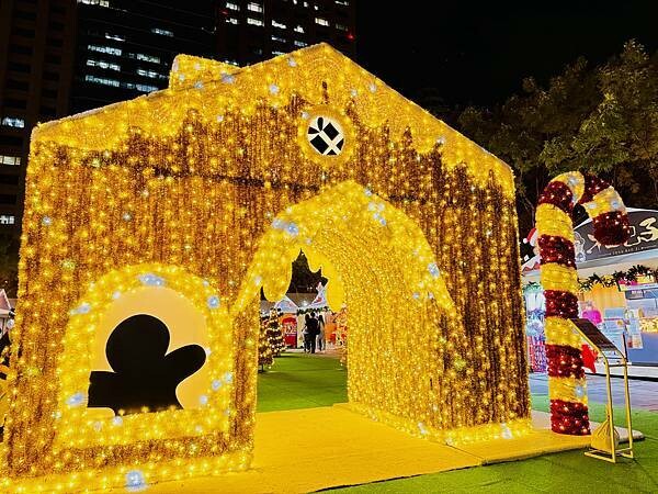 ★新北●板橋＊2023新北歡樂耶誕城，超可愛桑塔熊與夢幻甜點
