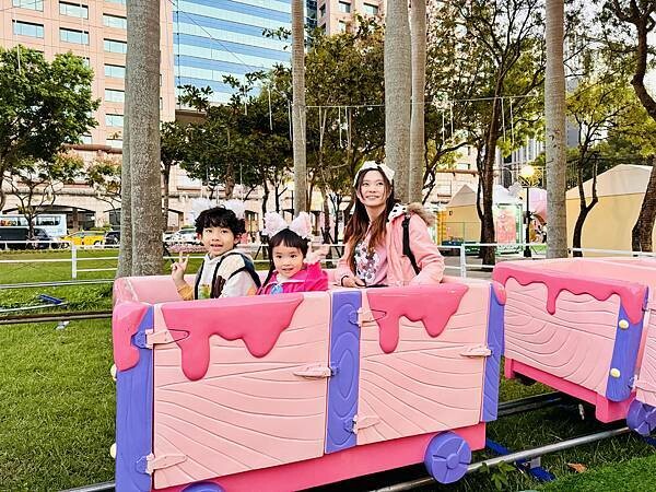 ★新北●板橋＊2023新北歡樂耶誕城，超可愛桑塔熊與夢幻甜點