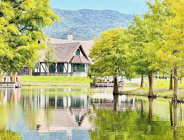 ★花蓮●壽豐*星巴克理想門市,一秒到歐洲,最新秘境絕美的童話