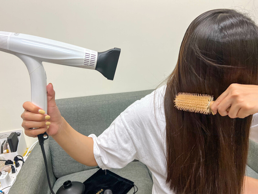 【開箱】SANSUI 山水 極勁正負離子高速吹風機，速乾低噪+負離子柔順，可折疊380g輕手感