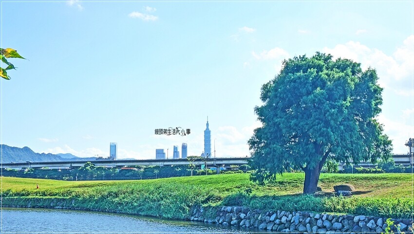 /tmp/phpBc8SGv /tmp/phpBc8SGv