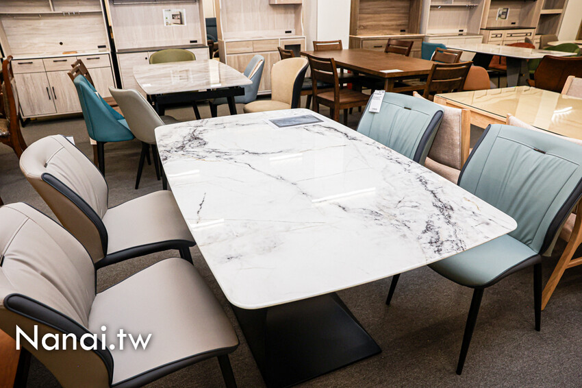 鹿港在地超過3000坪家具工廠！客製化系統櫃、廚具訂製、萬件家具任你挑，先進傢俱(iCAKU愛庫家居)一站式購足