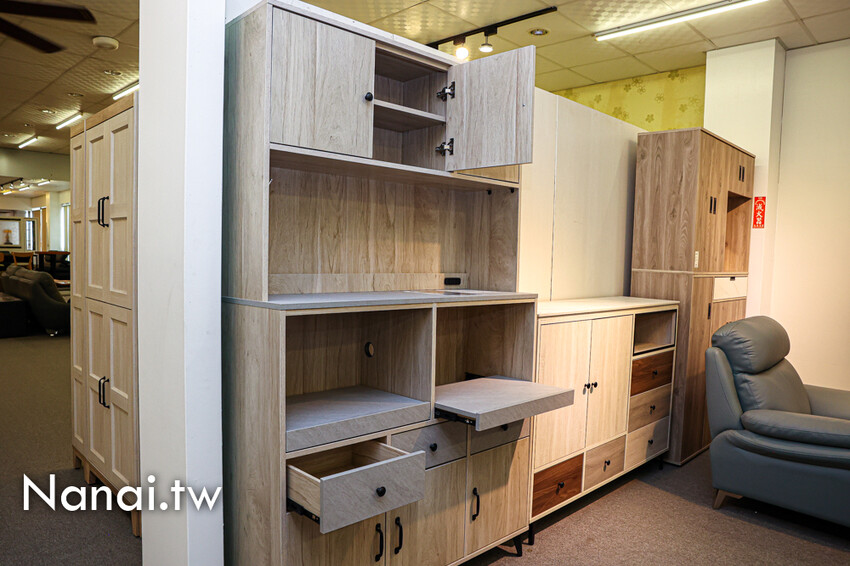 鹿港在地超過3000坪家具工廠！客製化系統櫃、廚具訂製、萬件家具任你挑，先進傢俱(iCAKU愛庫家居)一站式購足