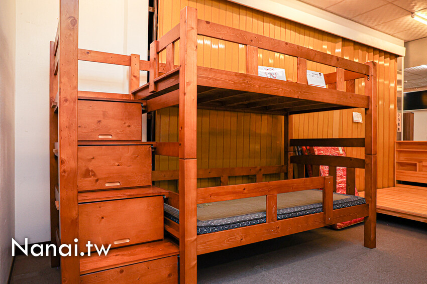 鹿港在地超過3000坪家具工廠！客製化系統櫃、廚具訂製、萬件家具任你挑，先進傢俱(iCAKU愛庫家居)一站式購足