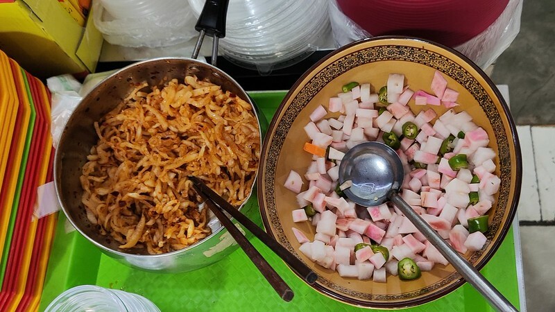 洛帶古鎮-穿越千年古鎮街道，客家土樓是壯觀的