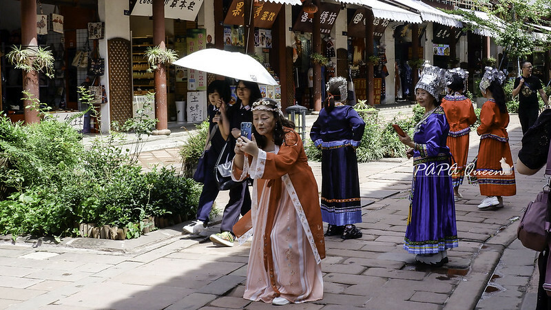洛帶古鎮-穿越千年古鎮街道，客家土樓是壯觀的