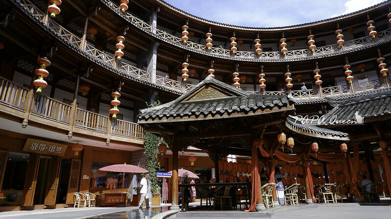 洛帶古鎮-穿越千年古鎮街道，客家土樓是壯觀的