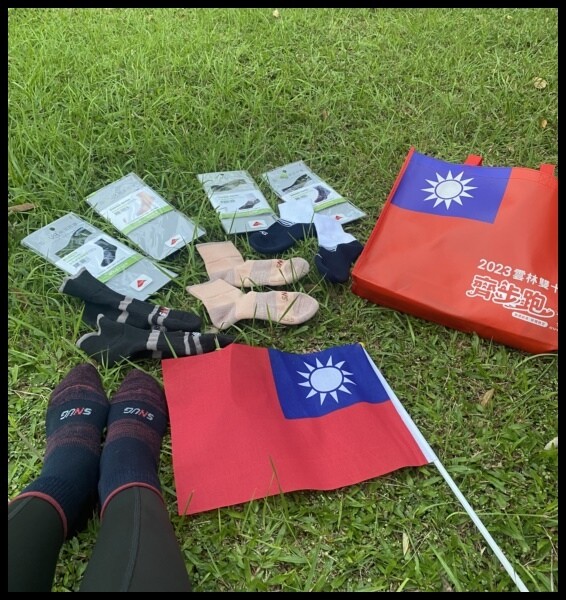 【除臭襪推薦】 【sNug給足呵護】動能氣墊運動除臭襪 不 【除臭襪推薦】 【sNug給足呵護】動能氣墊運動除臭襪 不