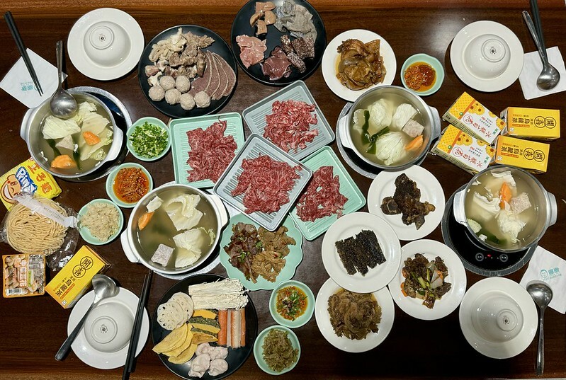 金門自由行｜圓頭肉乾金門農牧概念館 ，全台唯一的溫體全牛火鍋吃到飽！（金門美食）