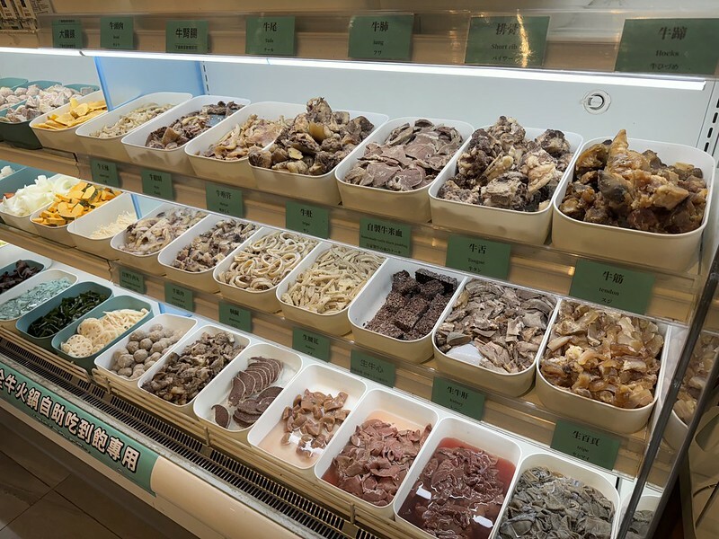 金門自由行｜圓頭肉乾金門農牧概念館 ，全台唯一的溫體全牛火鍋吃到飽！（金門美食）