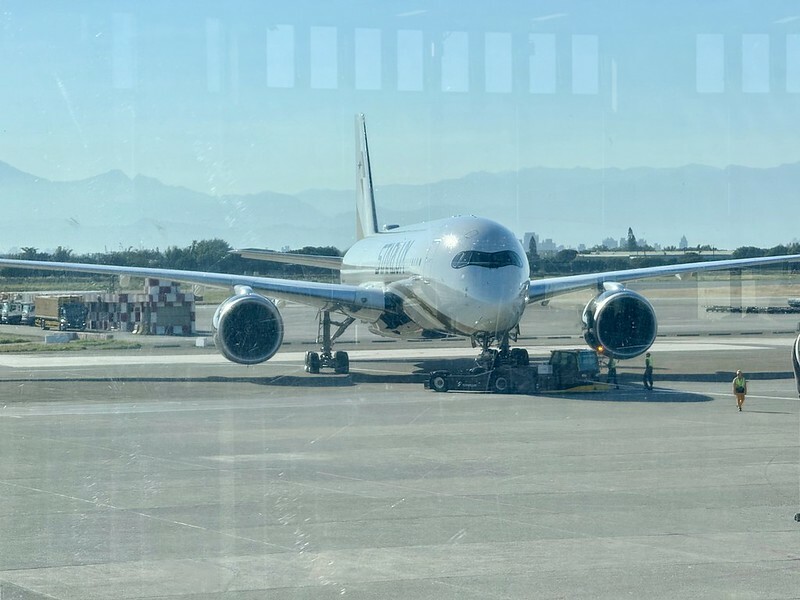 澳門旅遊｜星宇航空（STARLUX Airlines）飛澳門（Macau）初體驗。（搭機心得、機上餐點、飛行時間、票價）