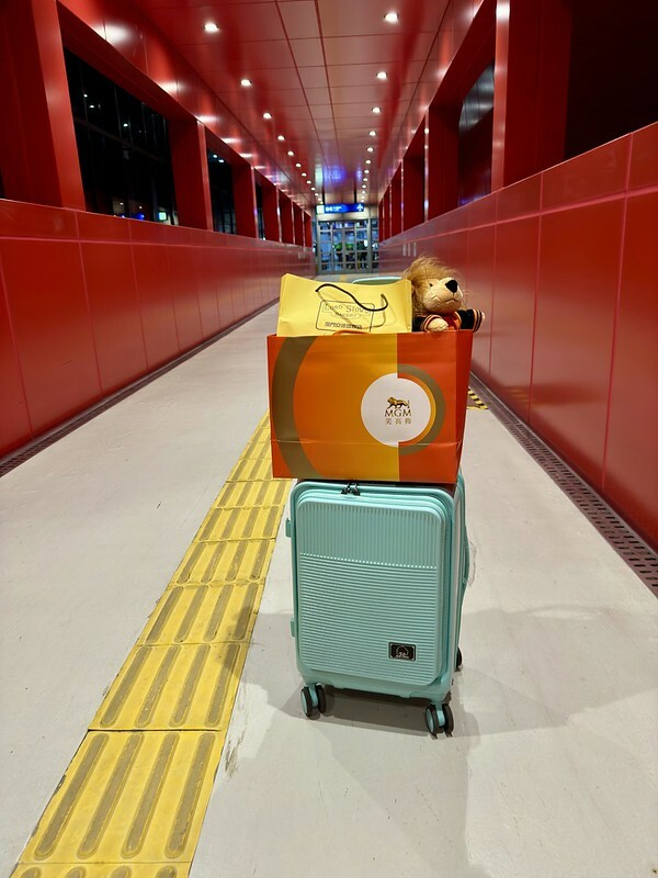 澳門旅遊｜星宇航空（STARLUX Airlines）飛澳門（Macau）初體驗。（搭機心得、機上餐點、飛行時間、票價）