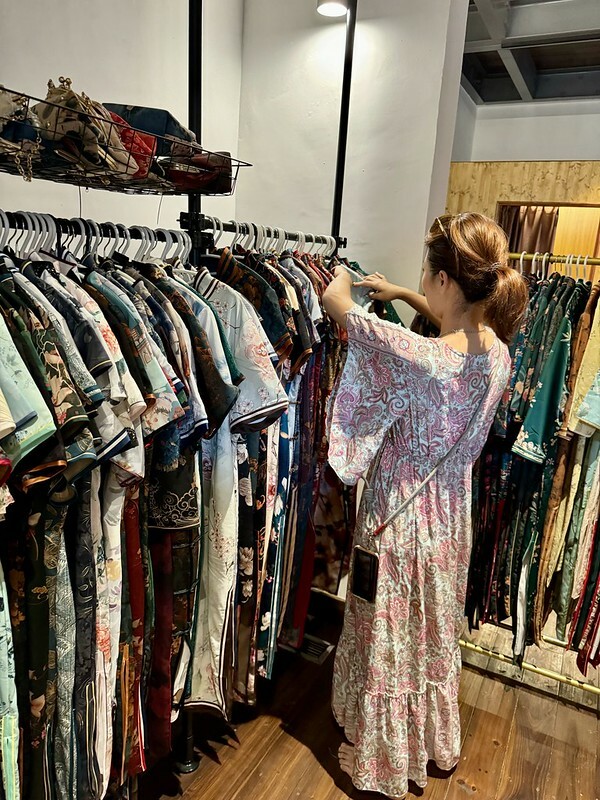 金門旗袍體驗：甄洋樓 （秀禾服、漢服與特色服裝）。