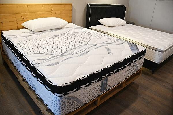 超過40年的手工縫製技術，台南首推手工床墊【品眠眠品床墊工廠】用固執的好品質，換得我的一夜好眠！