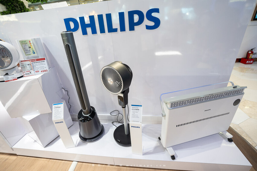 桃園購物｜大江購物中心MetroWalk～最美室內聖誕裝置藝術就在大江，好拍、好買、好好逛！還整年免費停車