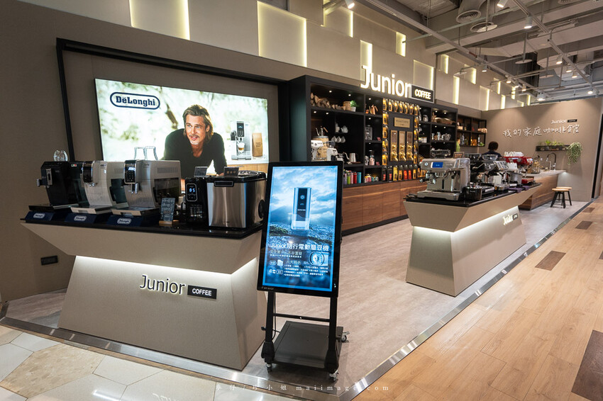 桃園購物｜大江購物中心MetroWalk～最美室內聖誕裝置藝術就在大江，好拍、好買、好好逛！還整年免費停車