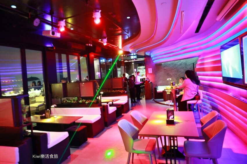 澳門SKY21酒吧︱SKY 21 Bar&Restaurant澳門隱藏版百萬夜景獨享270度港灣景緻