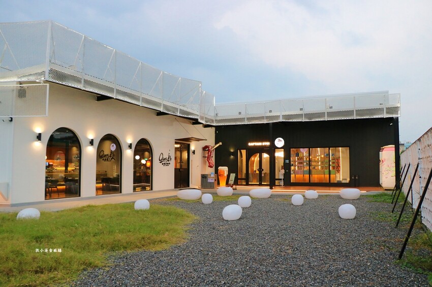 小琉球懶人包攻略‧交通、日式庭院民宿、網美景點、在地特色美食完美收藏 - 敦 小 蓮の食旅錄