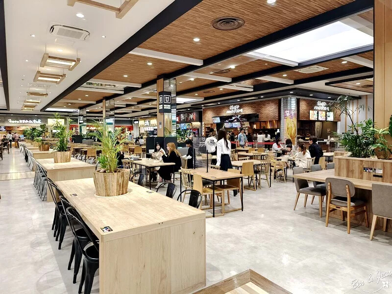 THE OUTLETS 北九州 》結合AEON永旺夢樂城與北九州科學館，好吃好逛又好玩