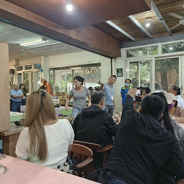 (苗栗/三義)札木工坊-來玩小鹿木偶DIY，自磨擂茶超好玩