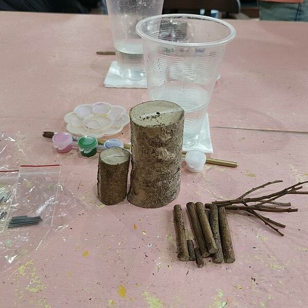 (苗栗/三義)札木工坊-來玩小鹿木偶DIY，自磨擂茶超好玩