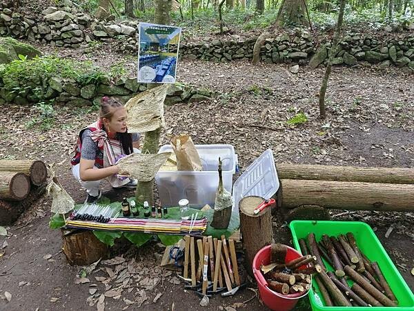 松鶴部落-森林五感體驗,享受敲樹皮、精油噴霧DIY及山林饗宴