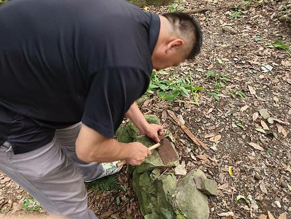 松鶴部落-森林五感體驗,享受敲樹皮、精油噴霧DIY及山林饗宴