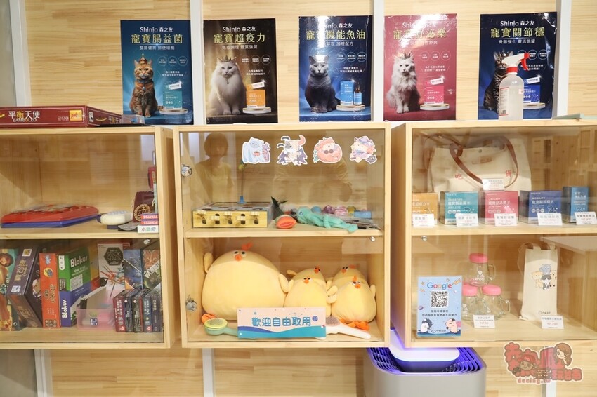 【台南桌遊】呼嚕基地貓咪桌遊咖啡廳！隱藏在商辦大樓的貓咪桌遊咖啡廳，免費自助吧可無限享用~ - 熱血玩台南。跳躍新世界