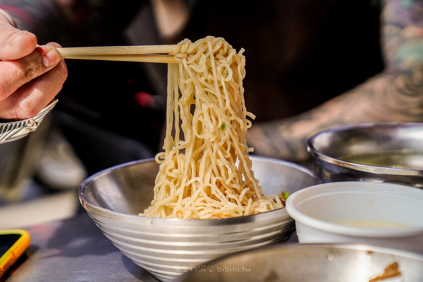 花卷美食 MARUKAN大食堂 用筷子吃的冰淇淋 岩手花卷人氣食堂