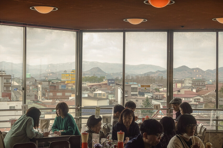 花卷美食 MARUKAN大食堂 用筷子吃的冰淇淋 岩手花卷人氣食堂